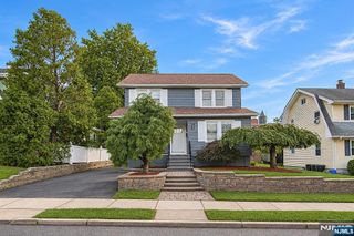 136 Gray Street, Bogota, NJ 07603