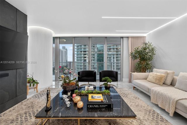 300 Sunny Isles Boulevard 41902, Sunny Isles Beach, FL 33160
