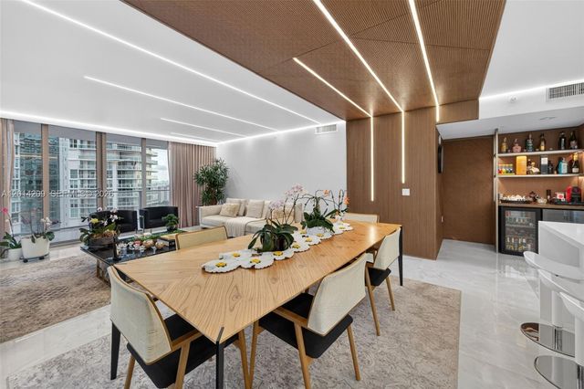300 Sunny Isles Boulevard 41902, Sunny Isles Beach, FL 33160