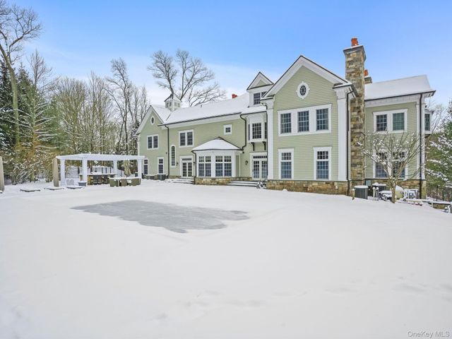 12 Gifford Lake Drive, Armonk, NY 10504
