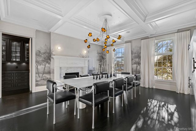 12 Gifford Lake Drive, Armonk, NY 10504