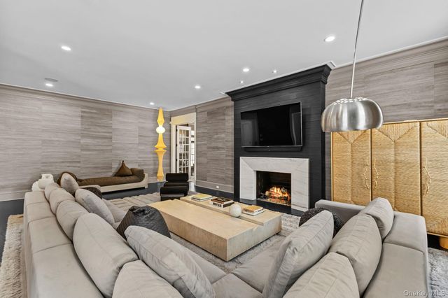 12 Gifford Lake Drive, Armonk, NY 10504