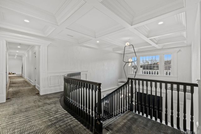 12 Gifford Lake Drive, Armonk, NY 10504