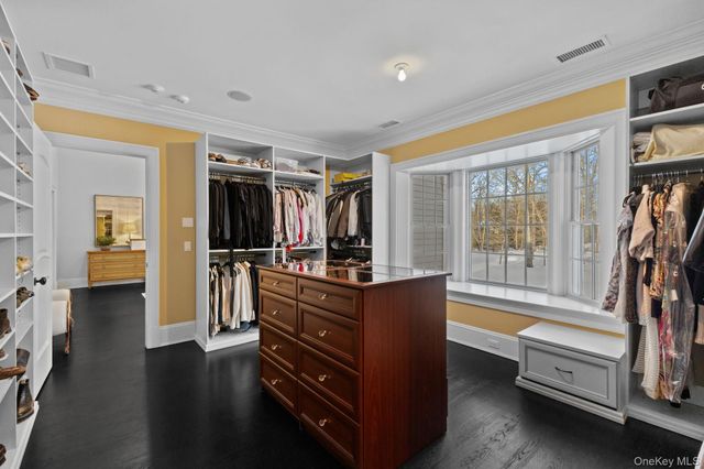 12 Gifford Lake Drive, Armonk, NY 10504