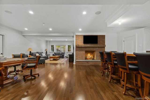 12 Gifford Lake Drive, Armonk, NY 10504