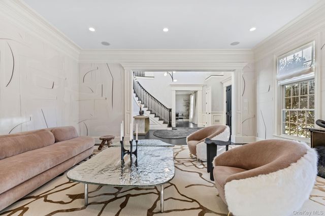 12 Gifford Lake Drive, Armonk, NY 10504