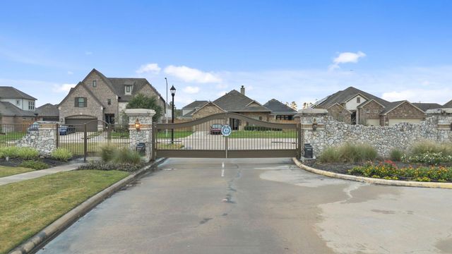 15422 Trumball Manor Drive, Humble, TX 77346