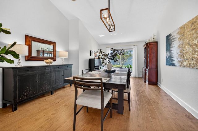 4311 AVENUE CANNES, Lutz, FL 33558