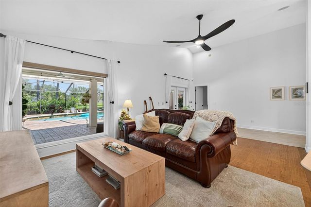 4311 AVENUE CANNES, Lutz, FL 33558