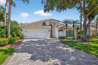 4311 AVENUE CANNES, Lutz, FL 33558