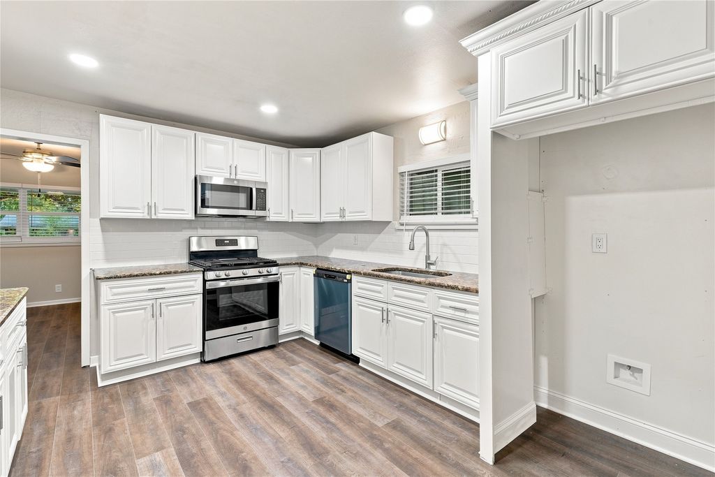 6044 Walnut Drive, Fort Worth, TX 76114 — photo 2