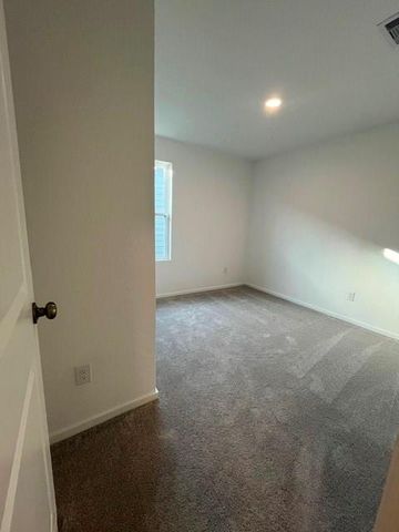 917 Pertuso Lane, Huffman, TX 77336