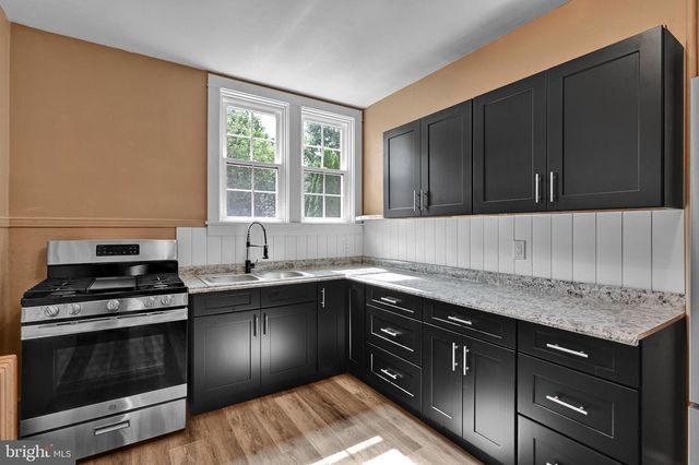 330 BEAVER ST, Lancaster, PA 17603