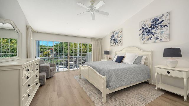 3460 WINDING OAKS DRIVE 38, Longboat Key, FL 34228