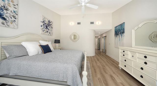 3460 WINDING OAKS DRIVE 38, Longboat Key, FL 34228