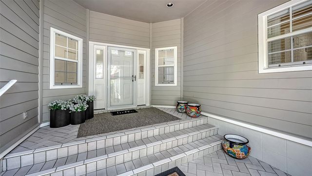 3460 WINDING OAKS DRIVE 38, Longboat Key, FL 34228