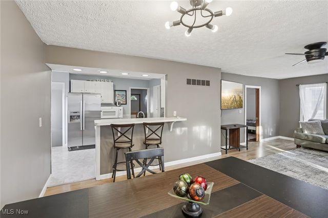 1699 Redwood Avenue, Akron, OH 44301