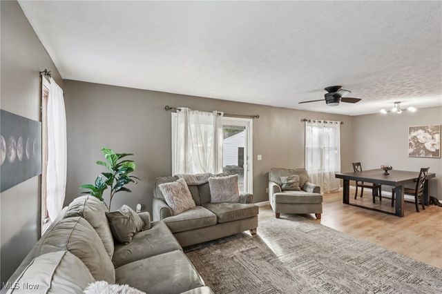 1699 Redwood Avenue, Akron, OH 44301