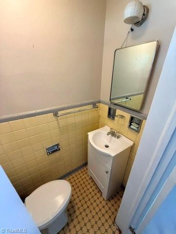 244 Weaver Street, Eden, NC 27288
