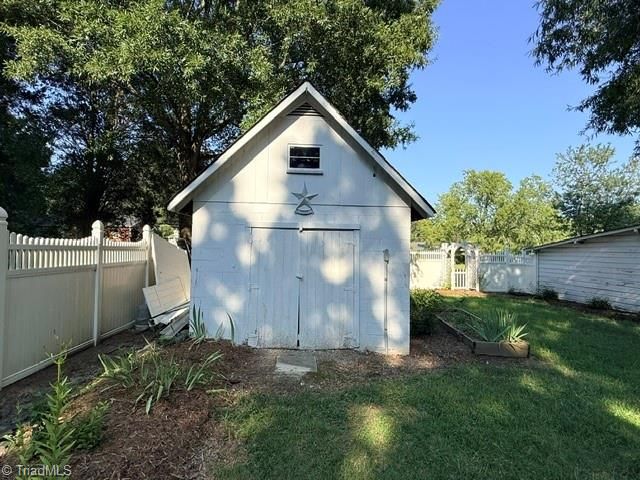 244 Weaver Street, Eden, NC 27288