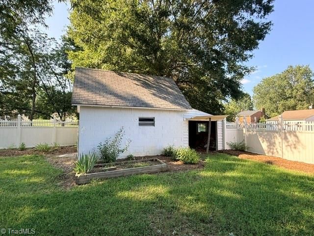 244 Weaver Street, Eden, NC 27288