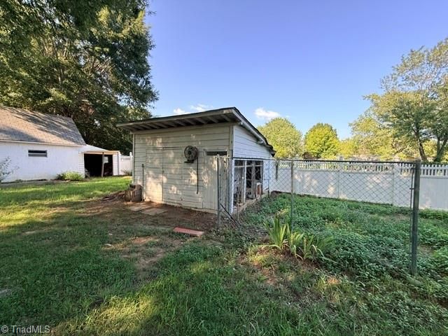 244 Weaver Street, Eden, NC 27288