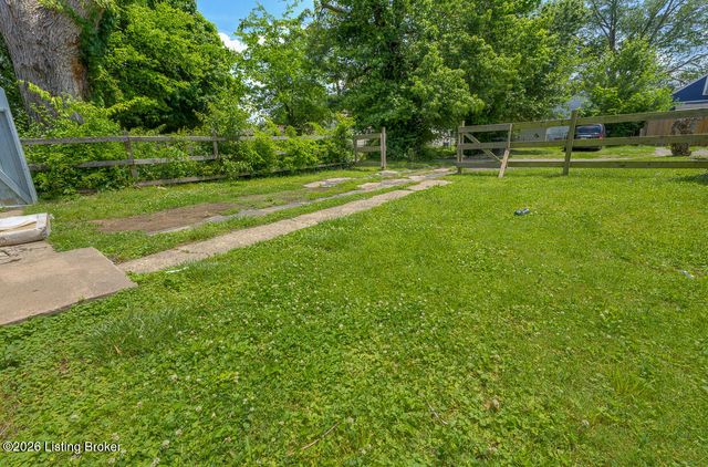 936 Brentwood Ave, Louisville, KY 40215