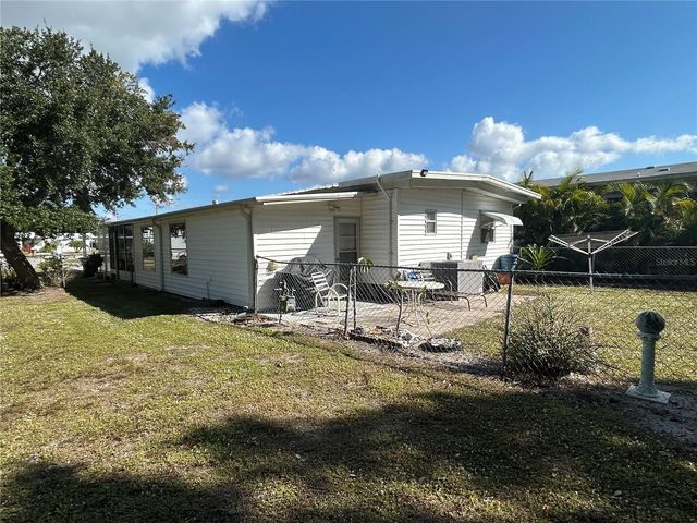 5025 BRAE BURN AVENUE, Sarasota, FL 34234