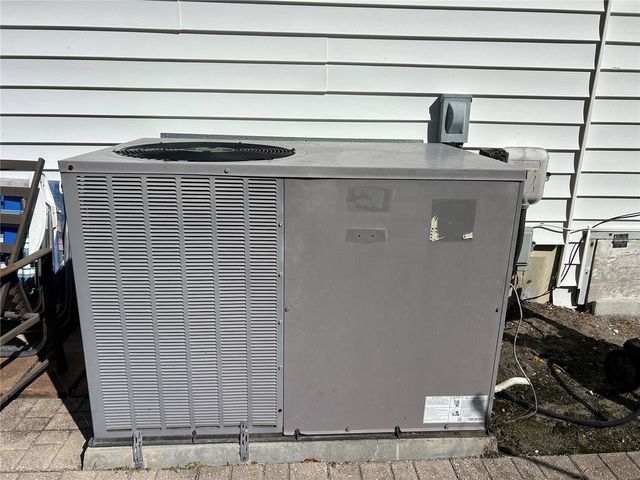 5025 BRAE BURN AVENUE, Sarasota, FL 34234