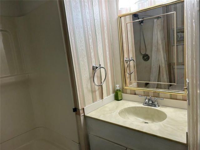 5025 BRAE BURN AVENUE, Sarasota, FL 34234