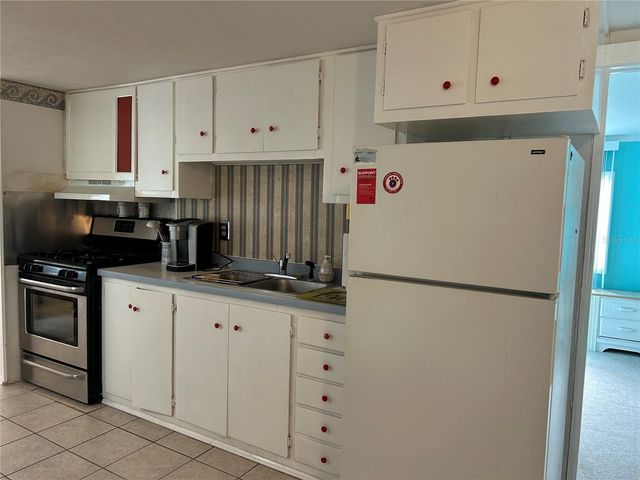 5025 BRAE BURN AVENUE, Sarasota, FL 34234