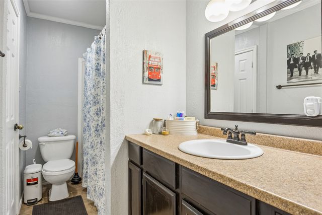 5728 Constitution Court, Watauga, TX 76148