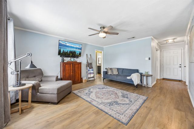 5728 Constitution Court, Watauga, TX 76148