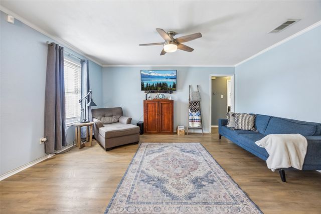 5728 Constitution Court, Watauga, TX 76148