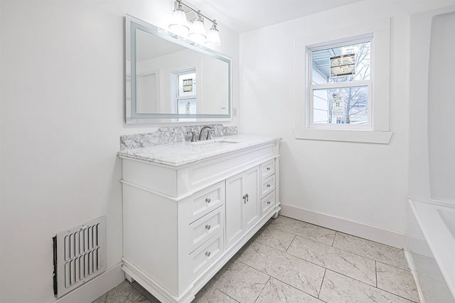 1005 E 28TH Street, Erie, PA 16504