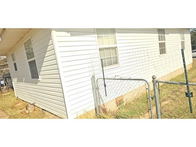 734 NW 32nd Street, Lawton, OK 73505