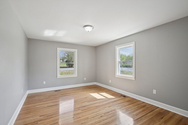 710 Anthony St, Gallatin, TN 37066