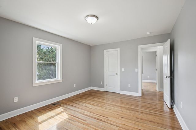 710 Anthony St, Gallatin, TN 37066