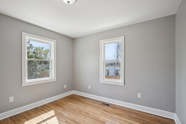 710 Anthony St, Gallatin, TN 37066