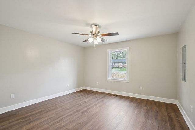 710 Anthony St, Gallatin, TN 37066