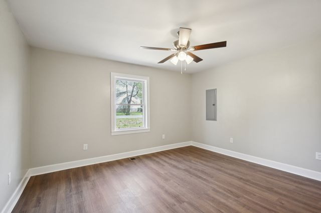 710 Anthony St, Gallatin, TN 37066