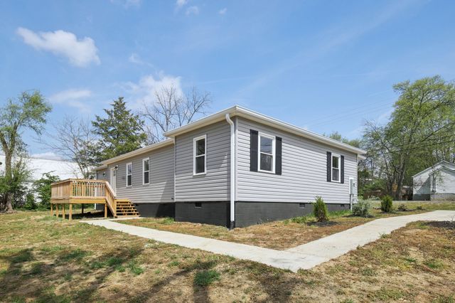 710 Anthony St, Gallatin, TN 37066