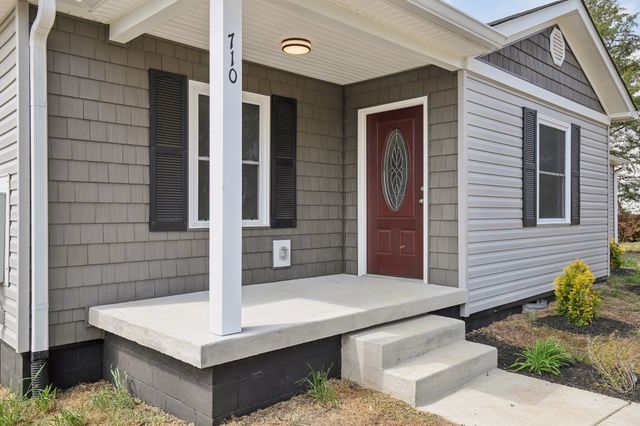 710 Anthony St, Gallatin, TN 37066
