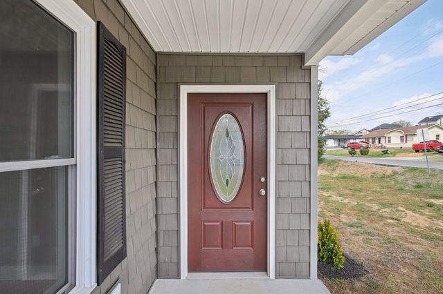 710 Anthony St, Gallatin, TN 37066