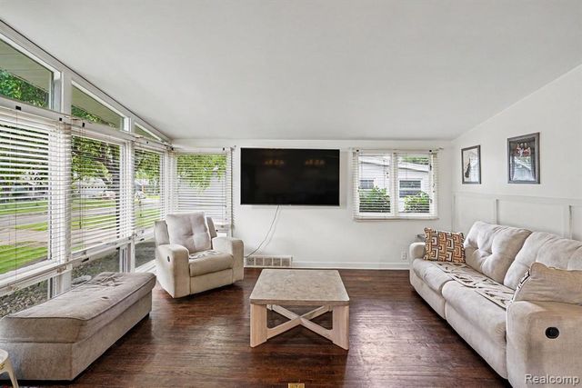 205 Fitzner Drive, Davison, MI 48423