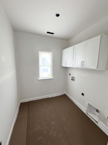 1933 Hildebrand Lane, Columbia, TN 38401
