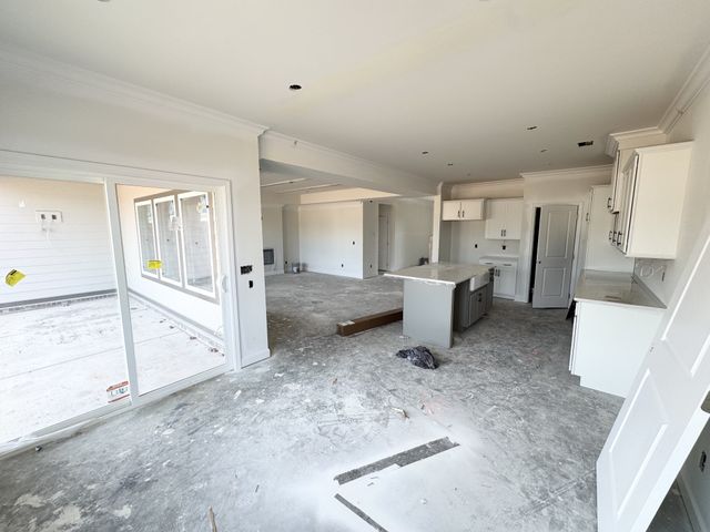 1933 Hildebrand Lane, Columbia, TN 38401