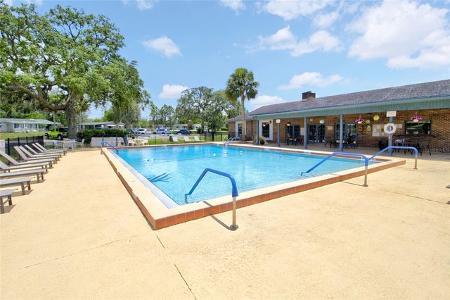 10081 SW 95TH AVENUE, Ocala, FL 34481