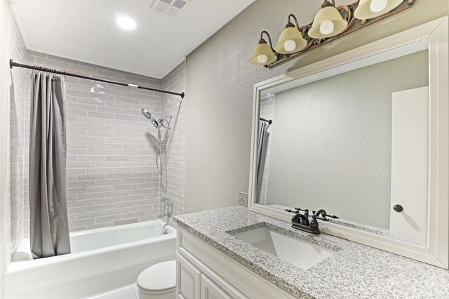 6905 White Oak Cove, White Hall, AR 71602