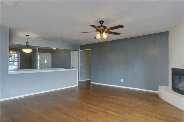 916 E Meadowlark Street, Springfield, MO 65810